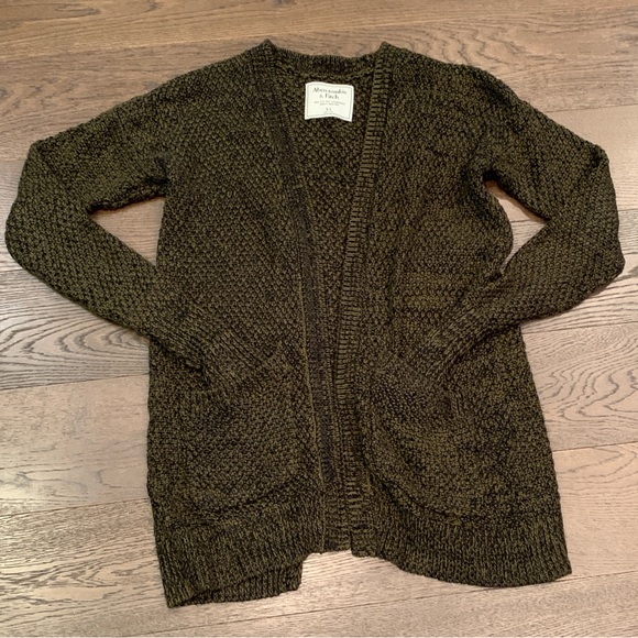 **SOLD**Abercrombie and Fitch cardigan bundle lot - 2 pieces - Picture 2 of 15
